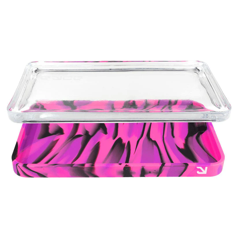 Eyce 2-in-1 Silicone and Glass Rolling Tray - Image 13