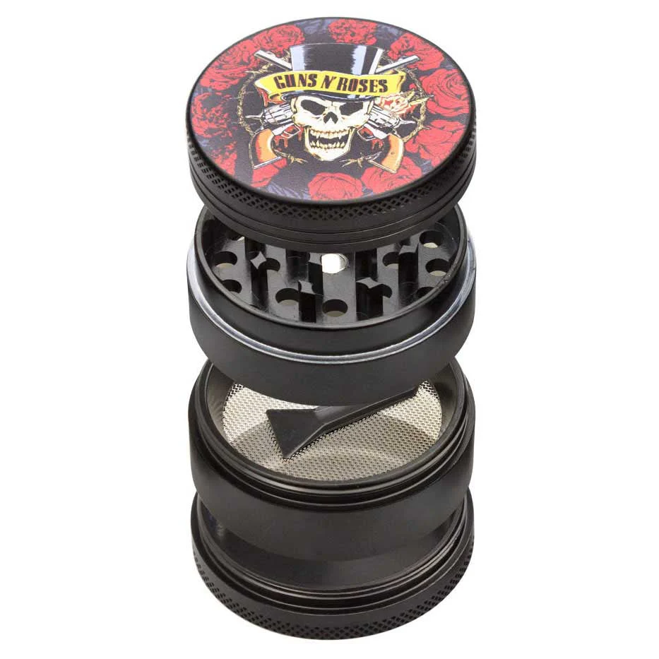 Guns N' Roses Skull & Pistols 50mm 4-Piece Grinder - Image 3